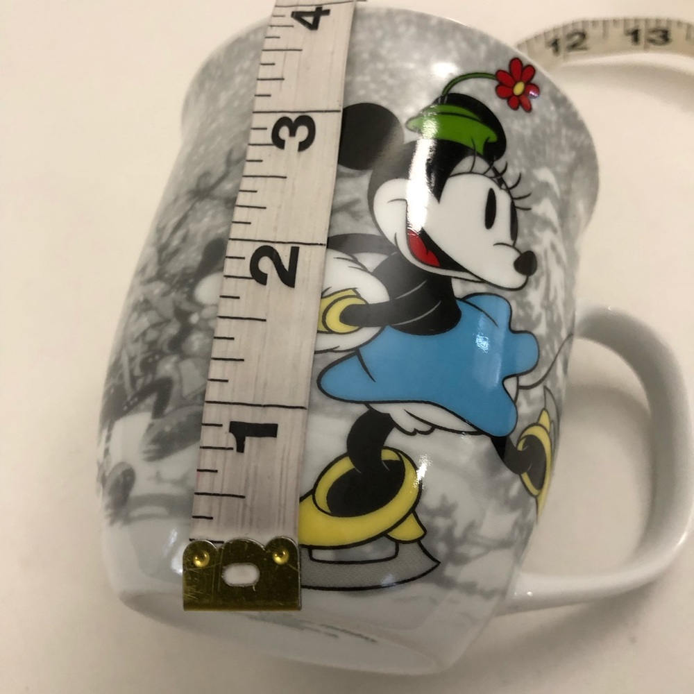 DISNEY ‘Mickey’s Vintage Holiday’ Coffee Mug - Picture 9 of 9